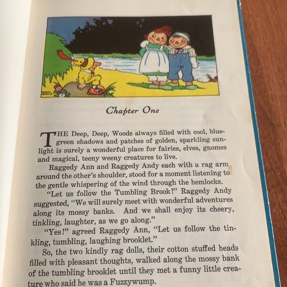 Vintage Raggedy Ann Books-1960-1961. Set of 2 - Picture 4 of 13